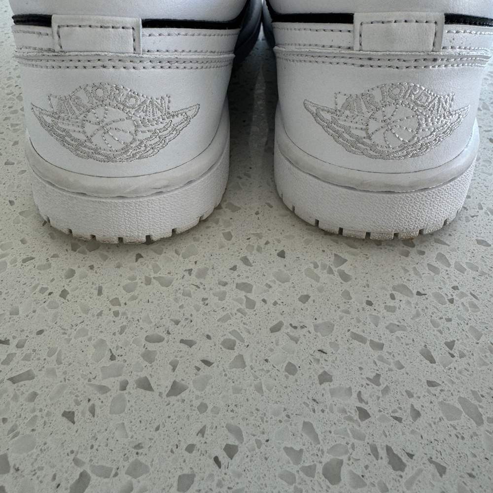 Nike Air Jordan 1 Low Reverse Panda Women’s - Picture 5 of 10